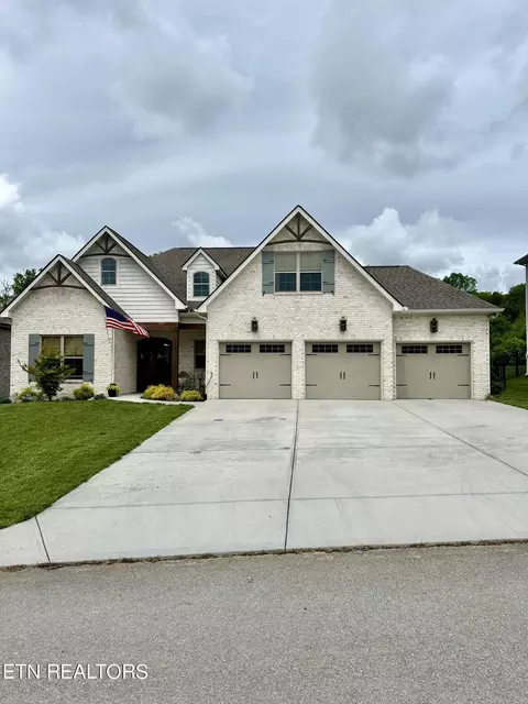 613 Little Turkey Ln, Farragut, TN 37934