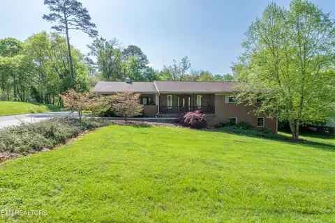 3011 Marvin Cir, Maryville, TN 37803