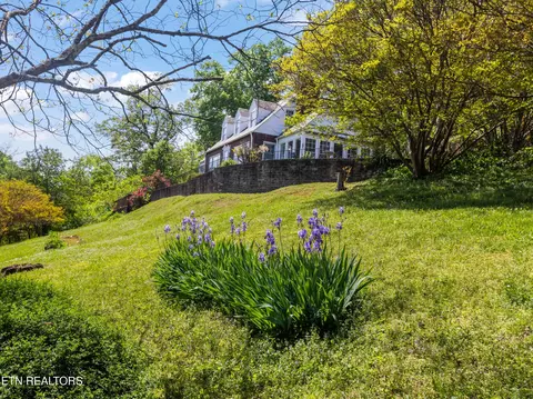 4706 Westover Ter, Knoxville, TN 37914