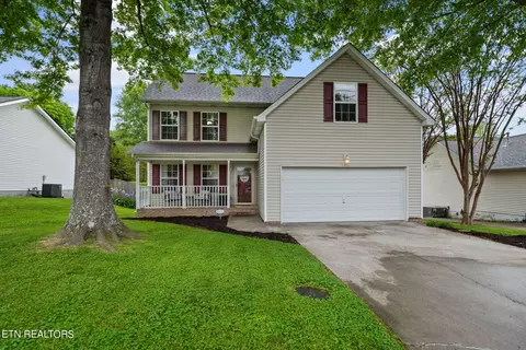 6806 Saint Croix Ln, Knoxville, TN 37918