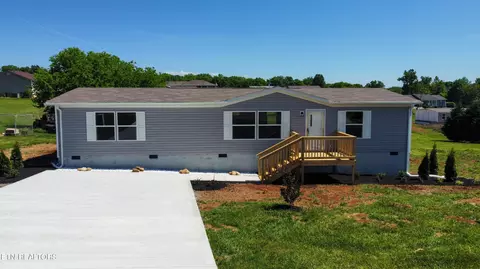115 Five Oaks Dr, Madisonville, TN 37354