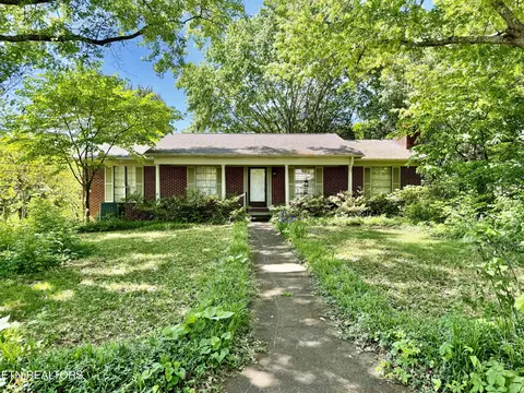 805 Dorset Dr, Knoxville, TN 37923
