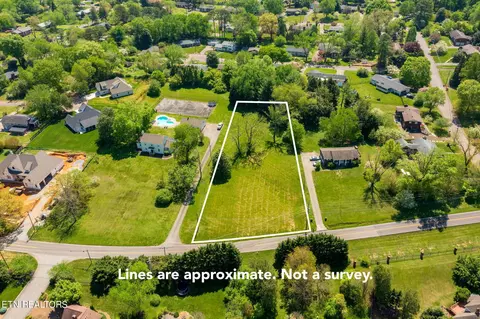 7730 Westland Dr, Knoxville, TN 37919