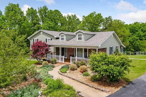 215 Booger Ridge Ln, Gainesboro, TN 38562