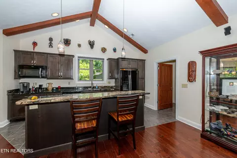 Kitchen - 318 Shooting Star Loop, Townsend, TN 37882 photo 7 of 9