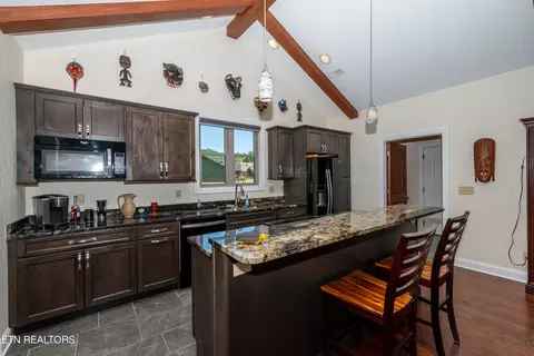 Kitchen - 318 Shooting Star Loop, Townsend, TN 37882 photo 8 of 9