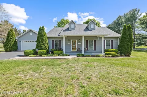 1079 Hassler Ln, Byrdstown, TN 38549