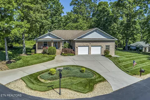 201 Seminole Cir, Loudon, TN 37774