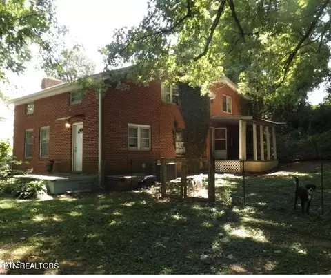 386 River Rd, Harrogate, TN 37752
