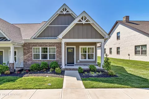 12629 Needlepoint Dr, Farragut, TN 37934