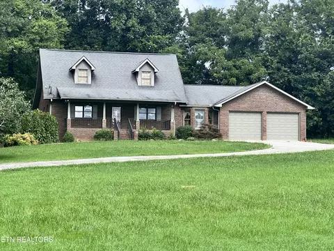 1523 William Blount Dr, Maryville, TN 37801