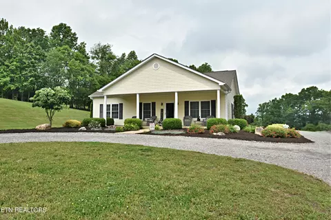 498 Carroll Hollow Rd, Clinton, TN 37716