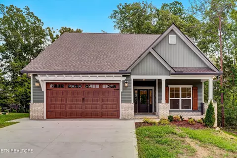 105 Noya Way, Loudon, TN 37774