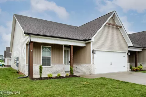 488 Creekside Way, Lenoir City, TN 37771