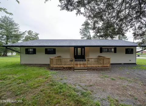 128 Harness Rd, New Tazewell, TN 37825