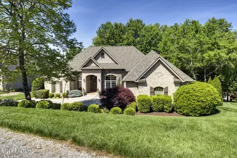 403 Tecumseh Pt, Loudon, TN 37774