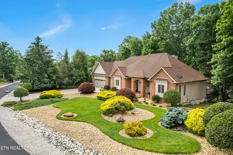 102 Seminole Ln, Loudon, TN 37774