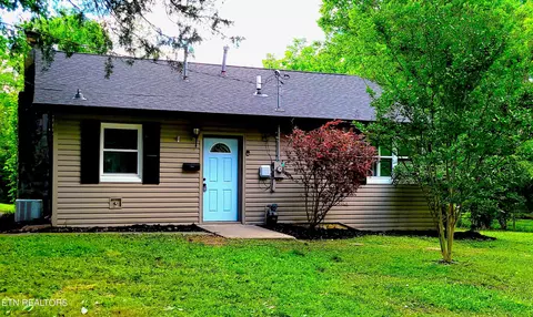 140 W Gettysburg Ave, Oak Ridge, TN 37830