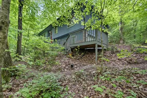 104 Connors Pl, Oak Ridge, TN 37830