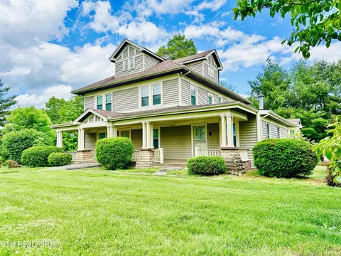 215 Portland Ave, Jamestown, TN 38556