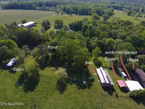 221 Swan Rd, Crossville, TN 38555