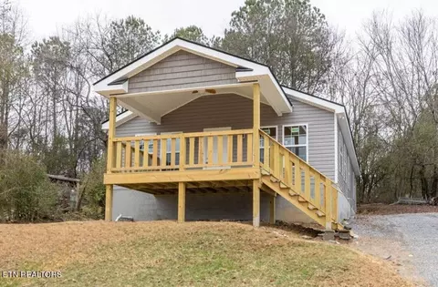 2210 SE Buchanan Rd, Cleveland, TN 37323