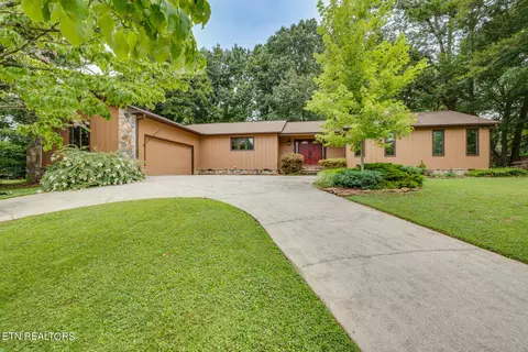 612 Laurel Valley Rd, Knoxville, TN 37934