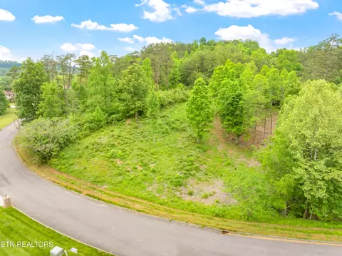 7701 Pennyroyal Dr, Knoxville, TN 37920