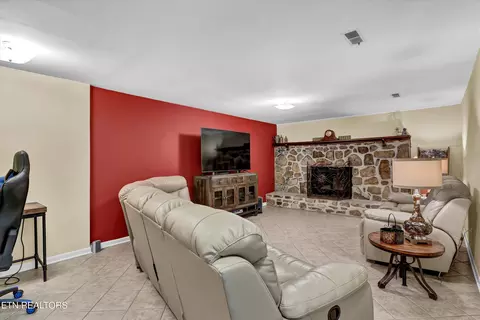 Other - 418 Ivanhoe Rd, Powell, TN 37849 photo 2 of 4