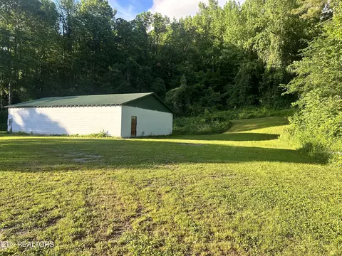51 Martha Brown Rd, Pineville, KY 40977