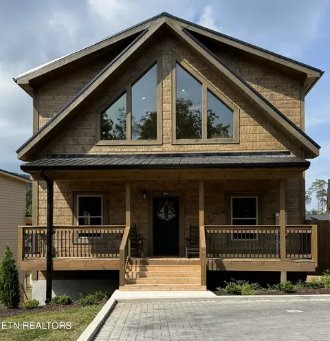 2880 Sequoia Rd, Pigeon Forge, TN 37863