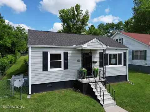 1923 Cecil Ave, Knoxville, TN 37917