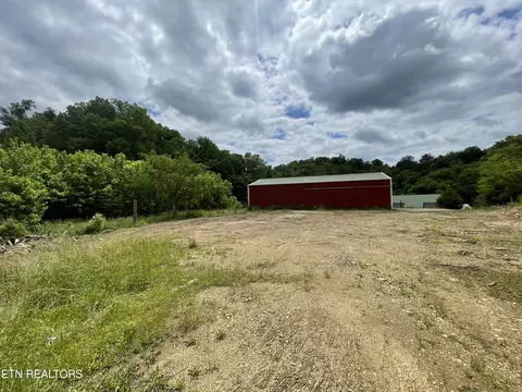494 Panther Creek Rd, Sevierville, TN 37876