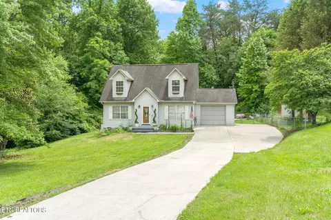 7305 Foxhaven Rd, Knoxville, TN 37918