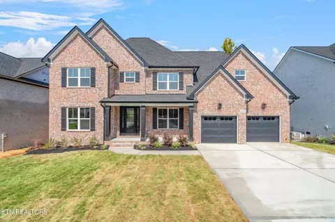 2259 Hickory Crest Ln, Knoxville, TN 37932