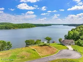 Docks Of The Bay Drive, Harriman, TN 37748