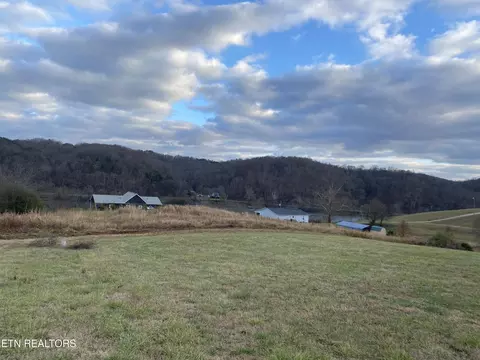 1823 Holston Shores Dr, Rutledge, TN 37861