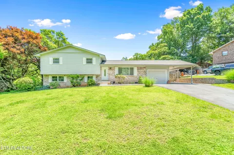 225 Woodland Dr, Kingston, TN 37763