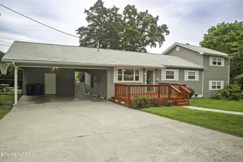 101 Aspen Ln, Oak Ridge, TN 37830