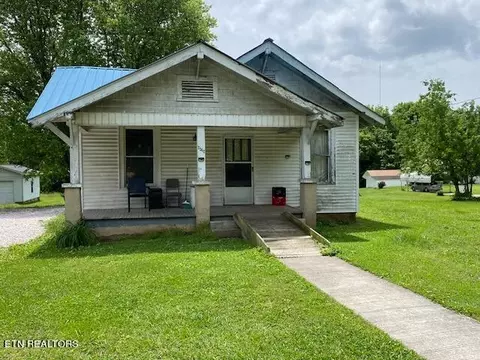 2542 Woodrow Dr, Knoxville, TN 37918