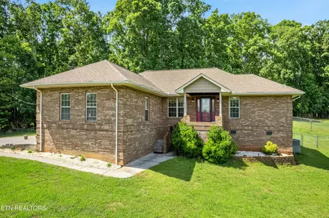 1480 Keener Ln, Lenoir City, TN 37772