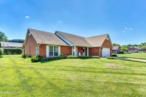 1239 N Wingate Way, Maryville, TN 37803
