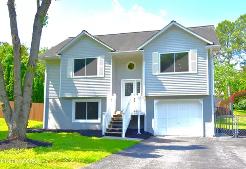 5901 Montina Rd, Knoxville, TN 37912