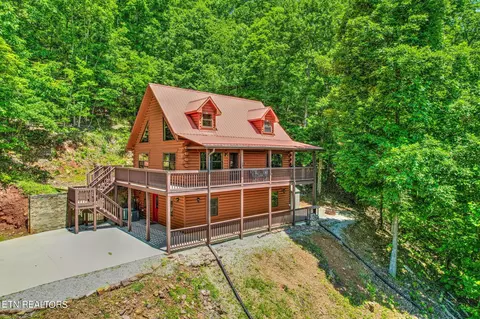 150 Limestone Ln, New Tazewell, TN 37825