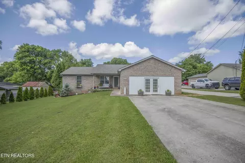 5203 Heins Rd, Knoxville, TN 37918