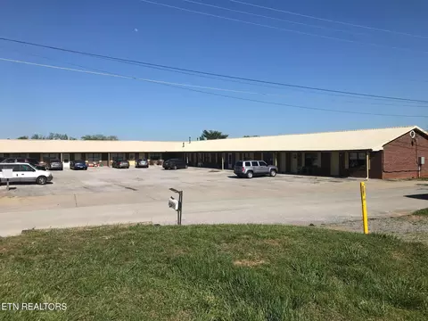 141 Panda Dr, Morristown, TN 37814