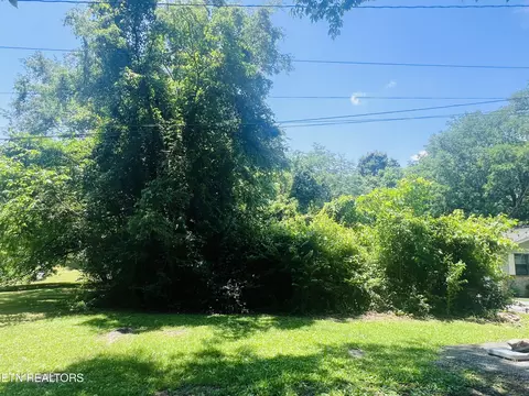 SW Maxey St, Knoxville, TN 37920