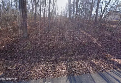 Jefferson Ave, Clinton, TN 37716