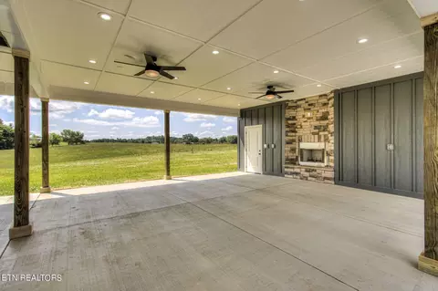 2388 Valley Home Rd, Talbott, TN 37877 photo 4