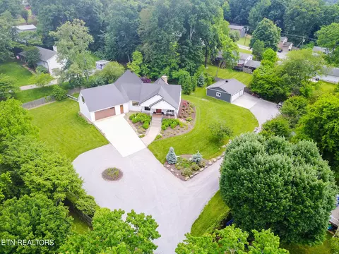 11808 Corto Ln, Knoxville, TN 37934